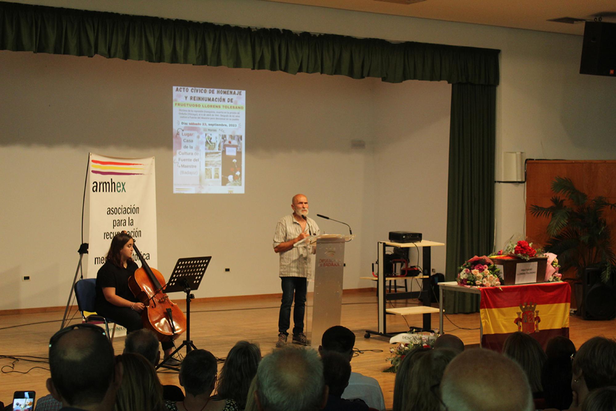 Reinhumación Fuente del Maestre